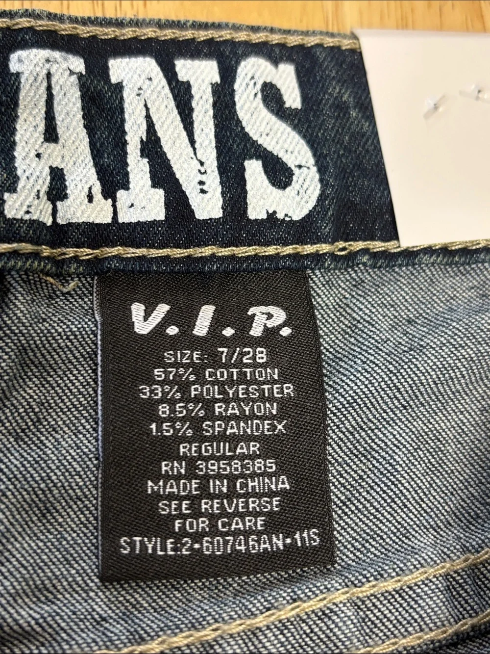 NWT VIP Jeans Fashion Collection Paneled Wide Leg Sculpting Stretch Denim 7/28